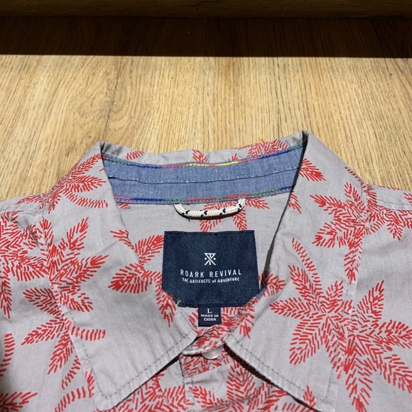Men’s Roark button up - Picture 2 of 2